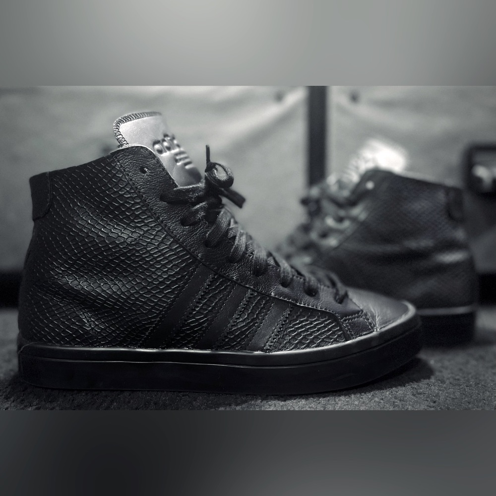 Adidas Pro Model Snakeskin Men’s 9